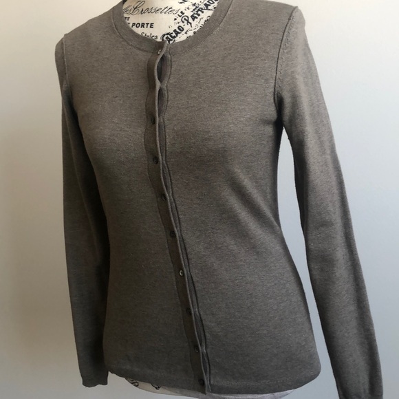 Banana Republic cardigan Size XS - Picture 2 of 16